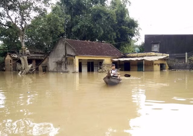 Khanh Hoa asiste a pobladores afectados por inundaciones ảnh 1