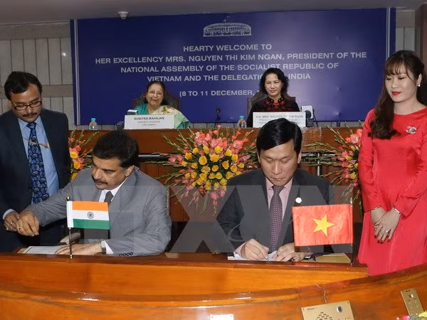  Vietjet Air y Air India firman acuerdo de cooperación ảnh 1