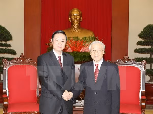 Secretario general del PCV recibe a delegación partidista de China ảnh 1