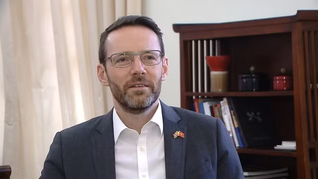 Avanzan de manera satisfactoria relaciones de cooperación entre Vietnam y el Reino Unido ảnh 1