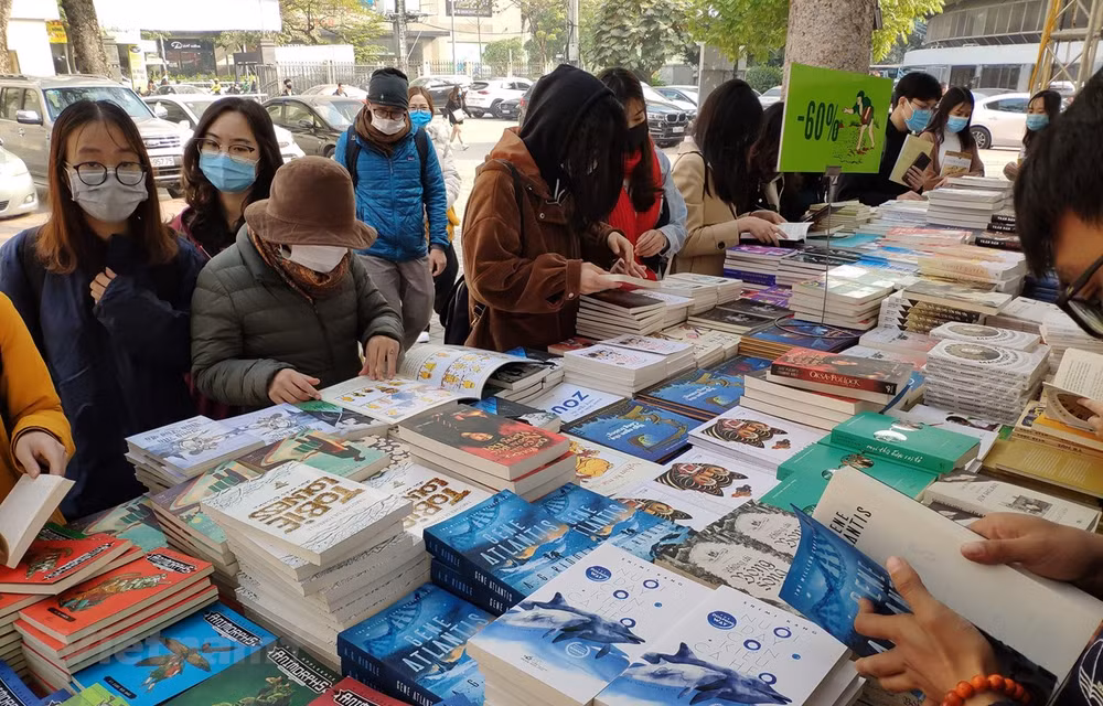 Industrial editorial Vietnam superará las dificultades para desarrollarse en 2021 ảnh 1