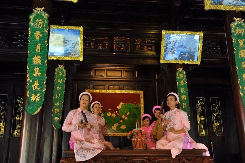 Vietnam atesora 14 patrimonios culturales inmateriales de la humanidad ảnh 1