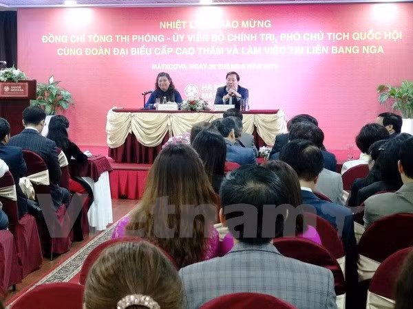 Califican de activa y creativa comunidad vietnamita en Rusia ảnh 1