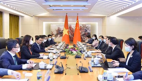 Cancilleres de Vietnam y China acordaron medidas para fortalecer nexos bilaterales ảnh 2 Cancilleres de Vietnam y China acordaron medidas para fortalecer nexos bilaterales ảnh 2
