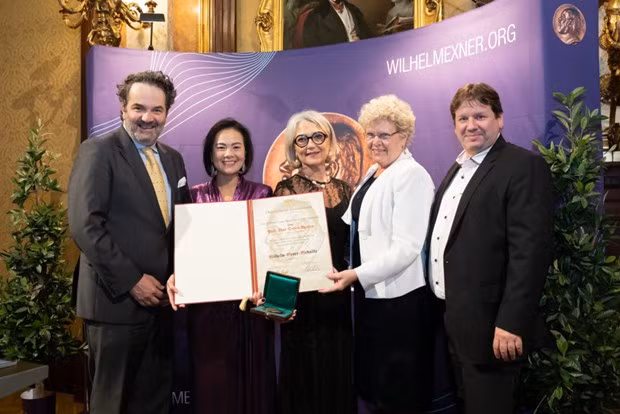 Científica de origen vietnamita galardonada con Medalla Wilhelm Exner 2023 ảnh 1