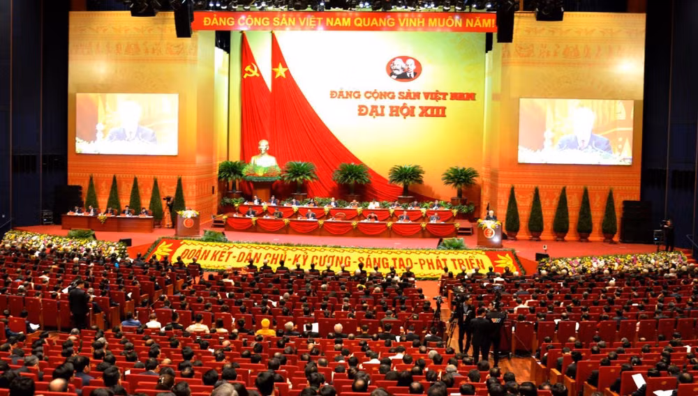 Intercambian experiencias sobre construcción del socialismo en Vietnam y China ảnh 1