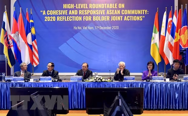 Exvicepremier Vu Khoan contribuyó a las relaciones especiales Vietnam- Laos ảnh 1
