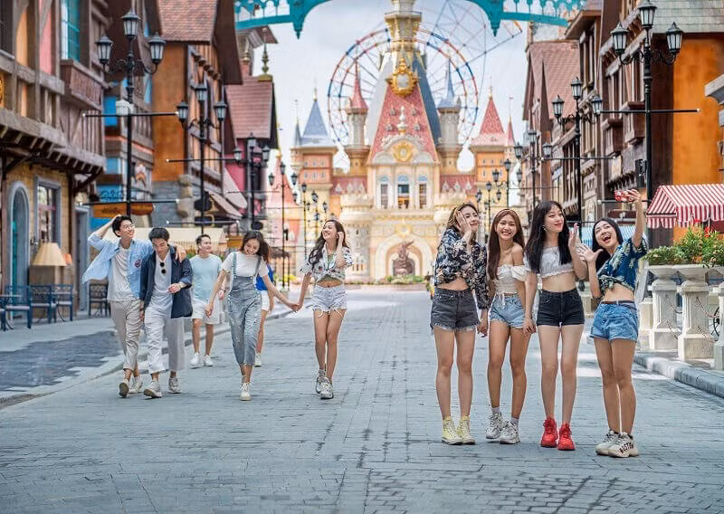 Prevén aumento de cifra de extranjeros a Vietnam tras extensión de e-visa ảnh 2