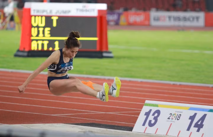 Atleta vietnamita gana bronce en triple salto en Juegos Asiáticos ảnh 1