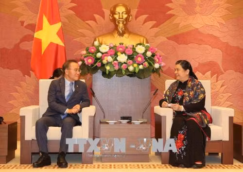 Fortalecen nexos parlamentarios Vietnam y Corea del Sur ảnh 1