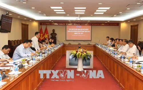 Destacan en Hanoi misiones de representaciones diplomáticas de Vietnam en el exterior ảnh 1