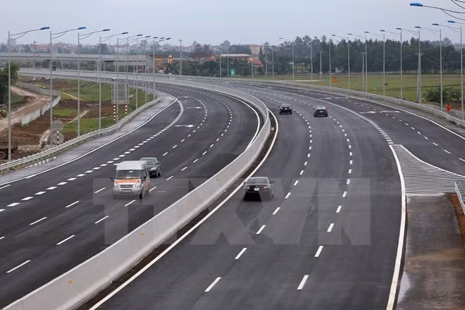 Vietnam invierte 638 millones de dólares en 14 proyectos de tránsito ảnh 1