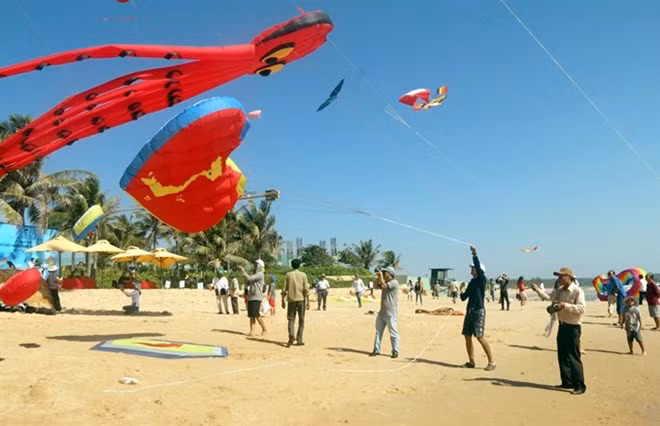 Festival en la provincia sureña de Ba Ria-Vung Tau saluda Día de la Independencia de Vietnam ảnh 1