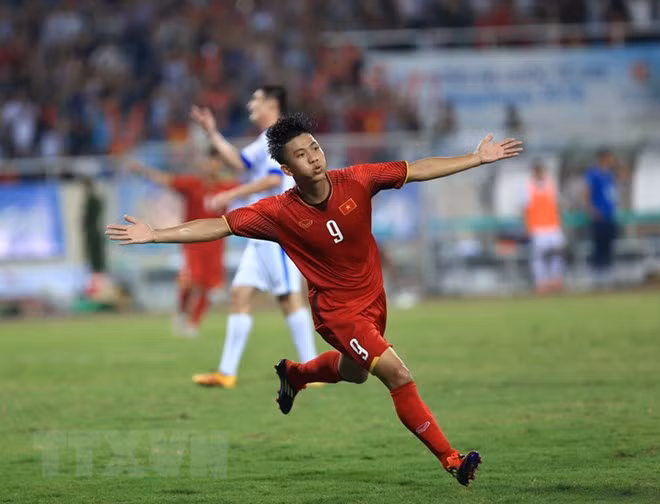 Selección de fútbol sub 23 de Vietnam se coronó en la Copa internacional VinaPhone 2018 ảnh 1