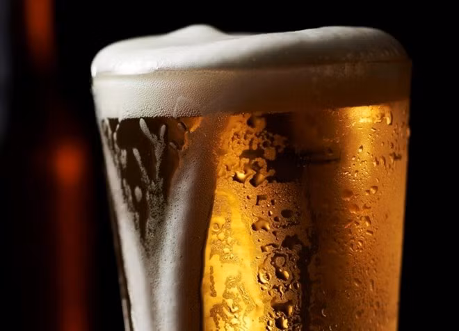 Malasia elevará la edad mínima de beber alcohol a 21 años en 2017 ảnh 1