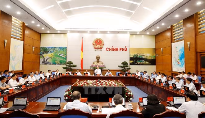 Gobierno vietnamita refuerza orden en cumplimiento de regulaciones en trabajo ảnh 1