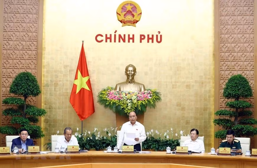 Premier vietnamita insta a mayores esfuerzos para cumplir objetivos de desarrollo socioeconómico ảnh 1