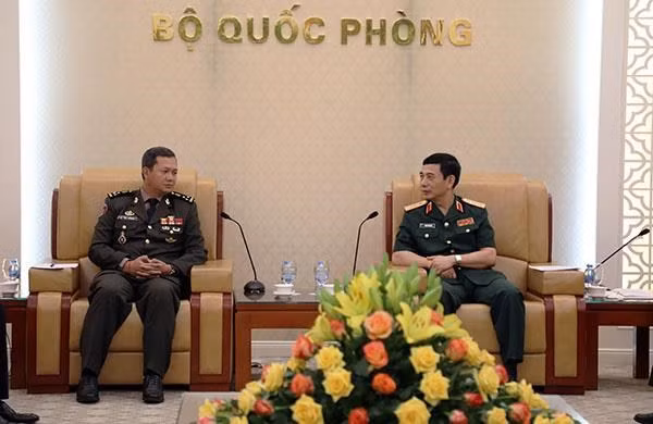 Visita Vietnam comandante de Infantería del Ejército de Camboya ảnh 1