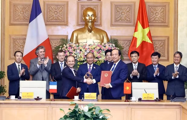 Cooperan Vietnam y Francia en desarrollo del gobierno electrónico ảnh 1