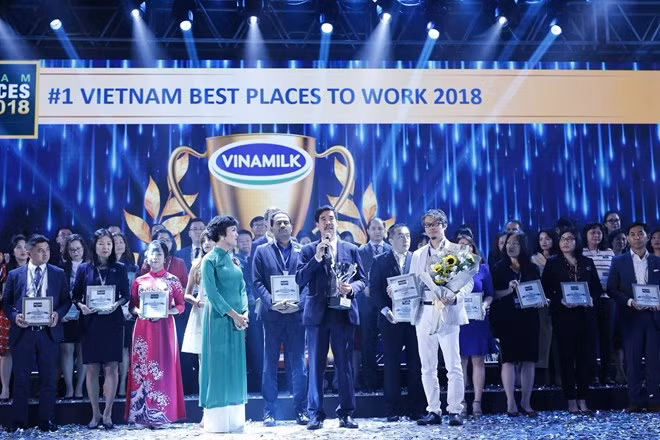 Empresa láctea Vinamilk, mejor lugar para trabajar en Vietnam en 2018 ảnh 1