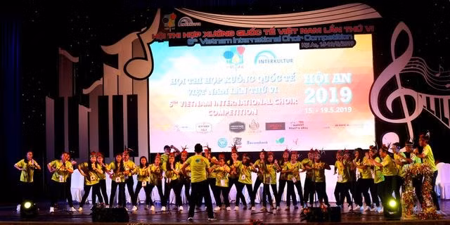 Gana equipo indonesio Concurso Internacional de Coros Vietnam 2019 ảnh 1