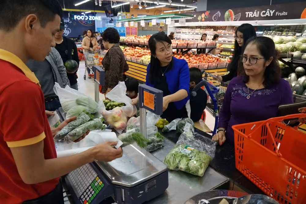 Prevén recuperación del crecimiento en Vietnam gracias a reducción de impuestos ảnh 1