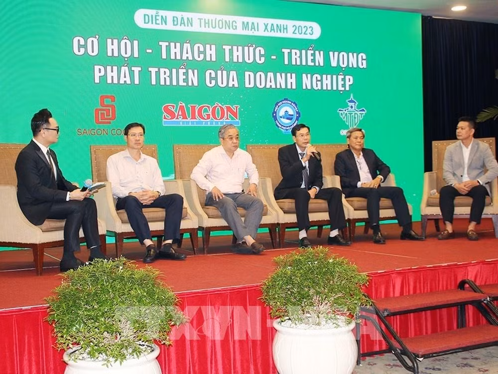 Discuten perspectivas de desarrollo de comercio verde en Vietnam ảnh 1