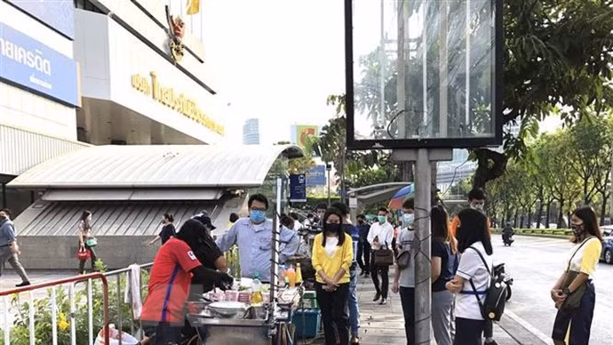 Tailandia intensificará conexión entre localidades y universidades para reducir la pobreza ảnh 1