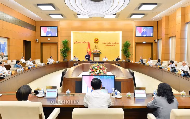 Celebrarán 49 reunión del Comité Permanente de Asamblea Nacional de Vietnam ảnh 1