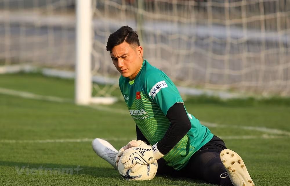 Portero vietnamita entre los mejores arqueros de Asia ảnh 1