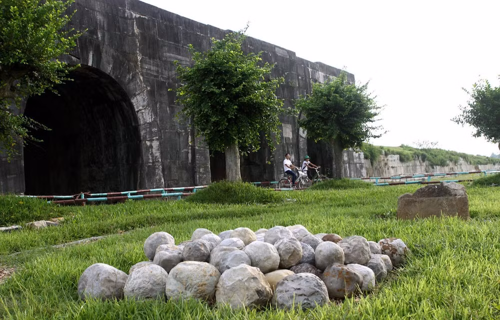 Ciudadela de la dinastía Ho reducirá precios de entradas para estimular turismo ảnh 1