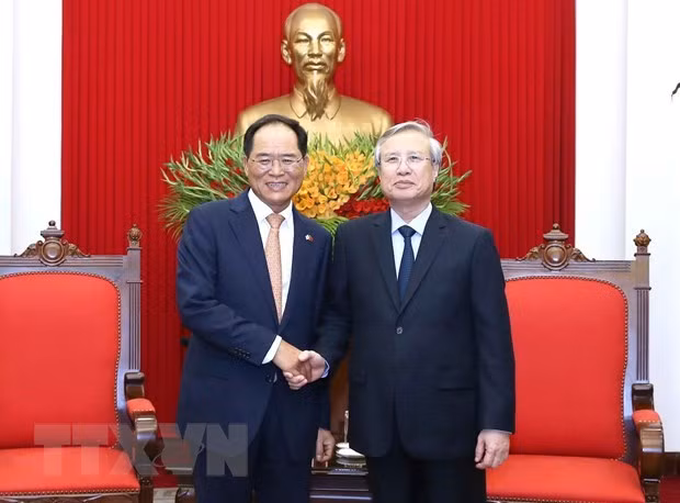 Vietnam y Corea del Sur fomentan relaciones bilaterales en nueva coyuntura ảnh 1