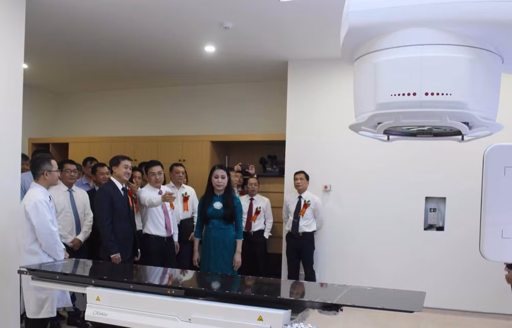 Aplican provincia vietnamita de Vinh Phuc técnicas avanzadas en el tratamiento de cáncer ảnh 1