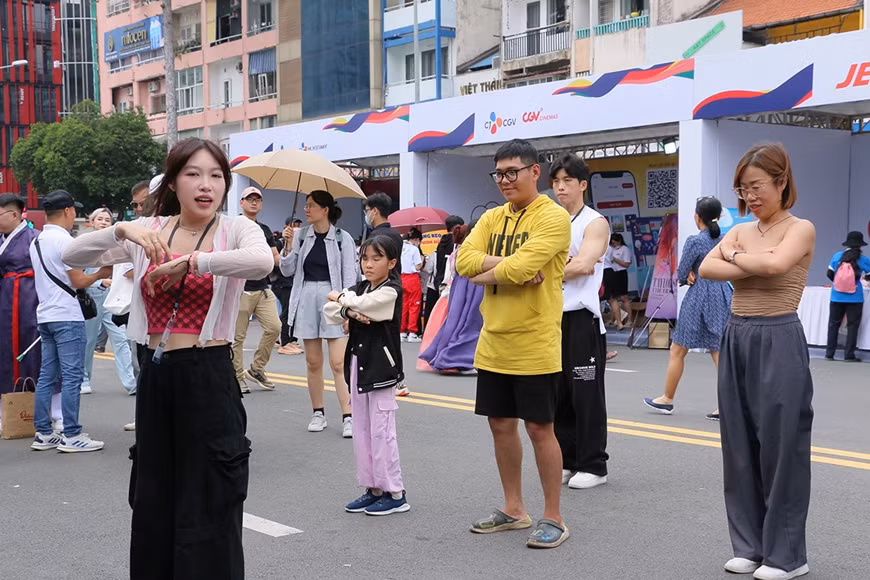 Día de cultura surcoreana deleita a residentes en Ciudad Ho Chi Minh ảnh 1