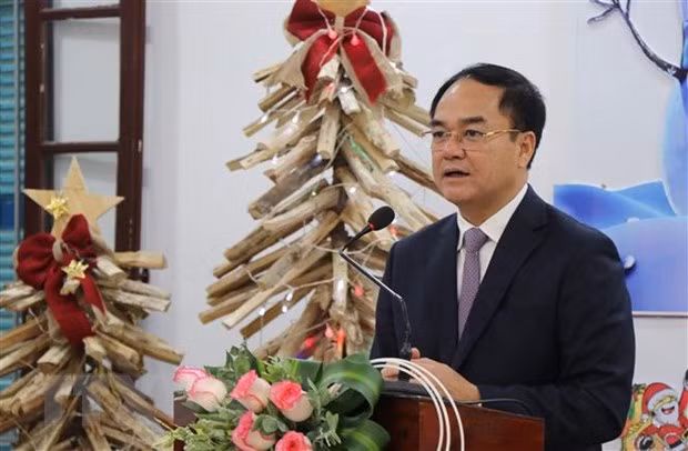 Viceministro: No dejen que percepciones falsas afecten nexos Vietnam-EE.UU. ảnh 1