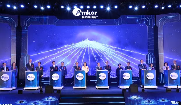 Amkor Technology de Corea del Sur inaugura fábrica en provincia vietnamita ảnh 1