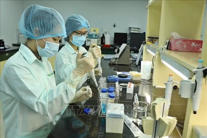 Agilizan lazos entre institutos y empresas para progreso de ciencia en Vietnam ảnh 1