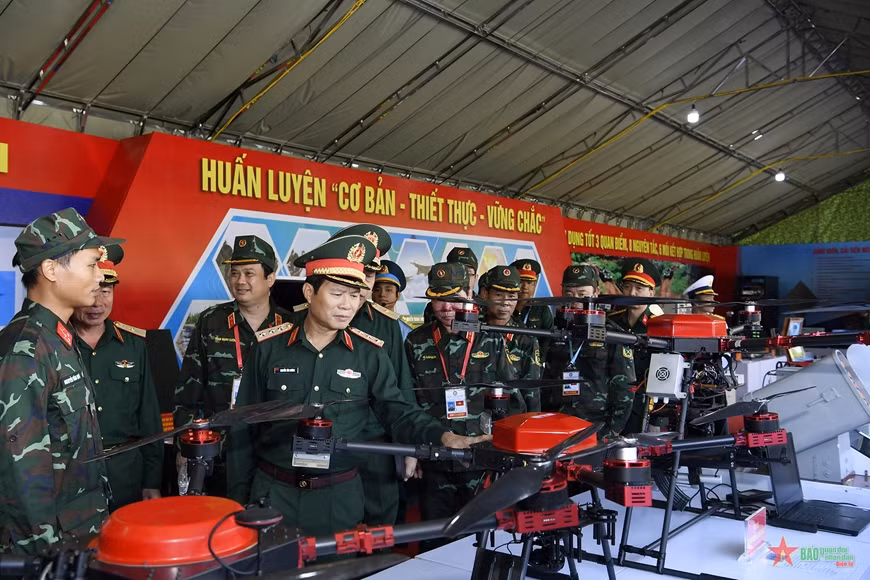 Realiza Vietnam ensayo de ceremonias de apertura y clausura del AARM-30 ảnh 2