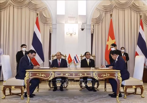 Emiten Declaración Conjunta Vietnam-Tailandia ảnh 1