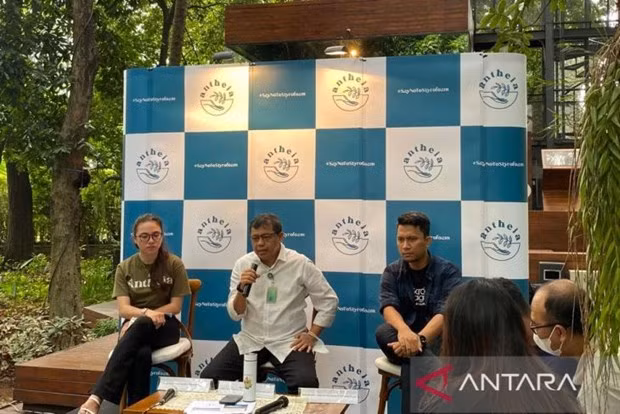 Indonesia reduce el 28,5 por ciento de desechos plásticos al mar en 2021 ảnh 1