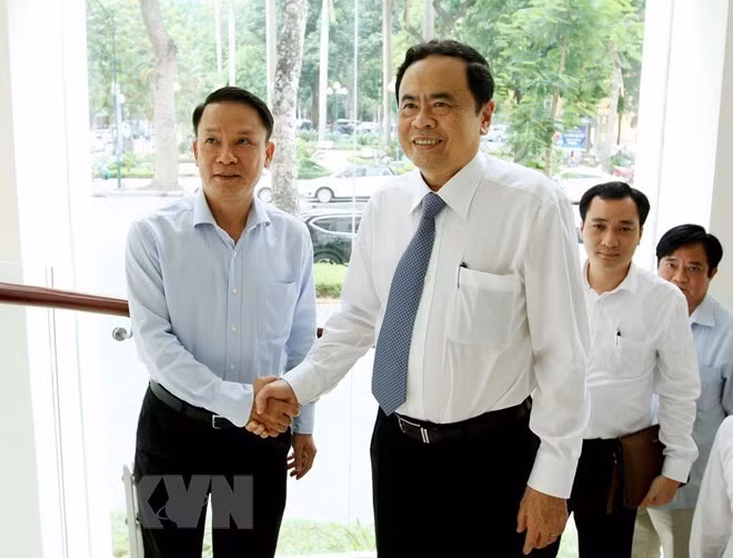 Jefe del Frente de Patria ensalza desempeño de Agencia Vietnamita de Noticias ảnh 1