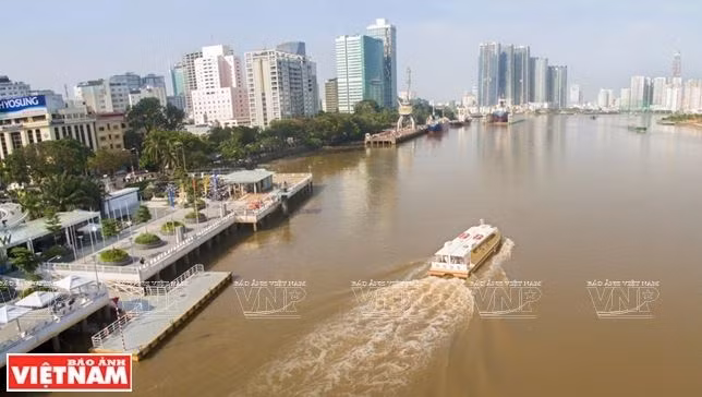 Ciudad Ho Chi Minh realiza calificación crediticia con CFI y Standard & Poor's ảnh 1 Ciudad Ho Chi Minh realiza calificación crediticia con CFI y Standard & Poor's ảnh 1