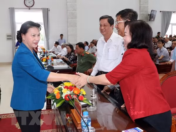 Parlamento de Vietnam aplaude atención de público hacia asuntos importantes del país ảnh 1