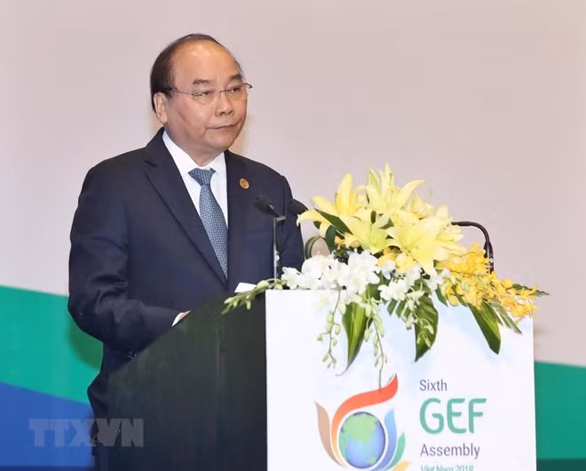 Premier vietnamita llama a unir esfuerzos por un mundo resiliente ảnh 1