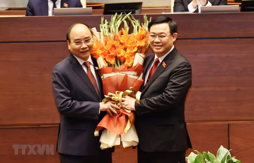 Continúan llegando cartas de felicitación a nuevos dirigentes de Vietnam ảnh 1