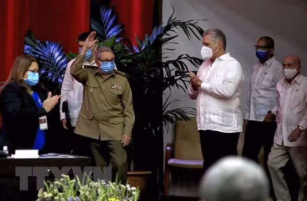 Felicita Vietnam octavo Congreso del Partido Comunista de Cuba ảnh 1