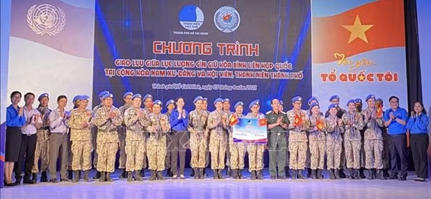 Valoran contribución de cascos azules vietnamitas al mantenimiento de la paz ảnh 1