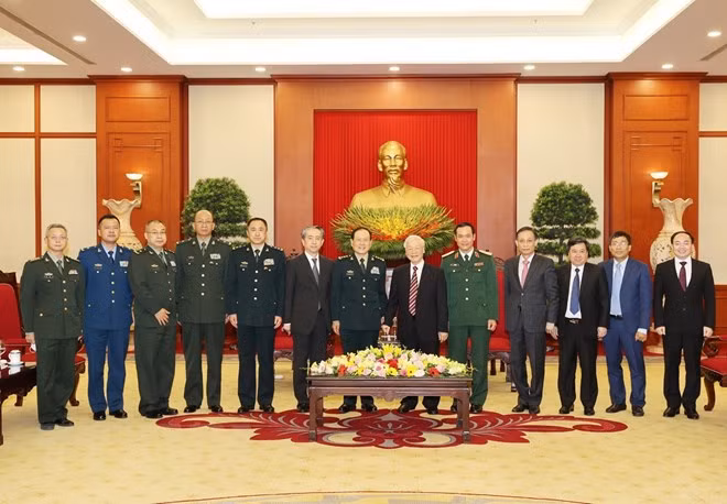 Aboga máximo dirigente partidista de Vietnam por fomento de relaciones con China ảnh 2