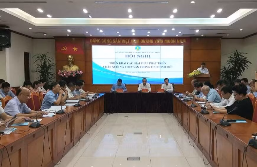 Debaten soluciones para desarrollo de ganadería y pesca de Vietnam en la nueva normalidad ảnh 1