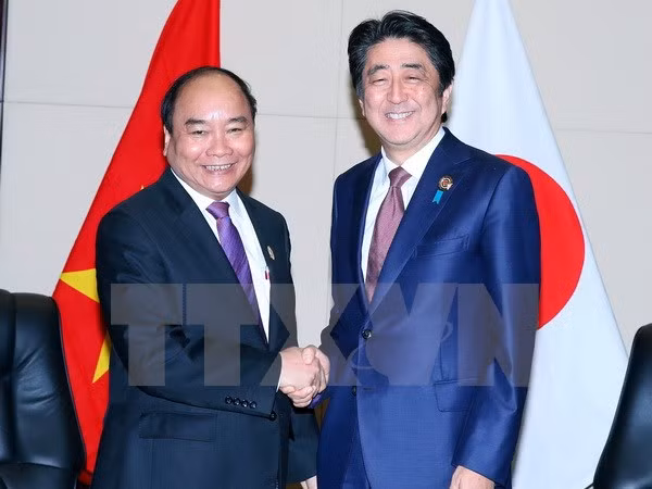 Premier de Vietnam se reúne con homólogos de Japón y Nueva Zelanda ảnh 1